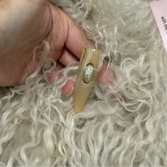 OW Collection Thea Fur Jacket - Picture 5 of 7